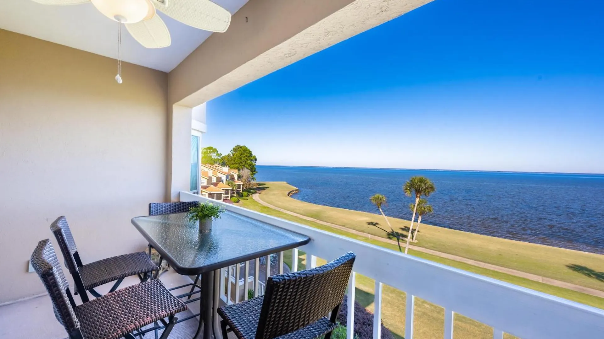 Players Club 18 Villa Destin